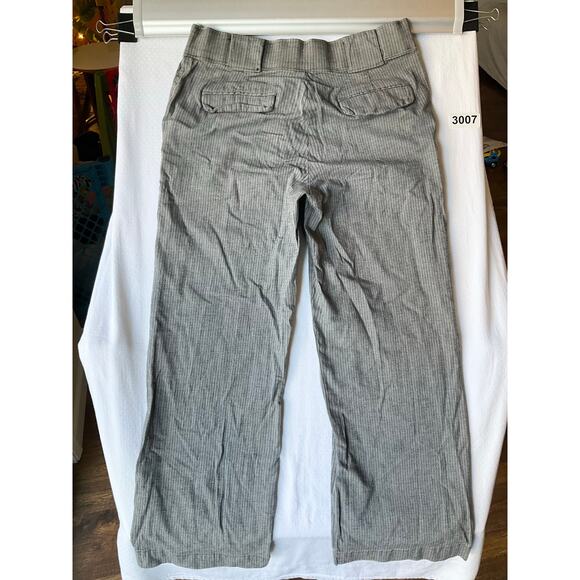 VF Jeanswear Women’s Denim Straight Jeans size 14 Petite, Gray Stripes - Picture 10 of 10